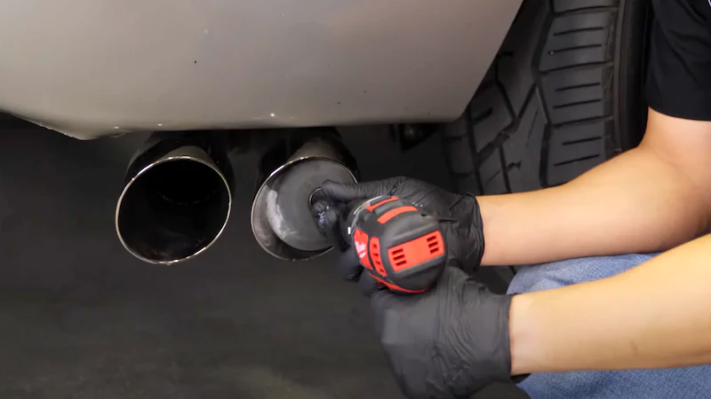 Exhaust Tip Polishing in Lake Country